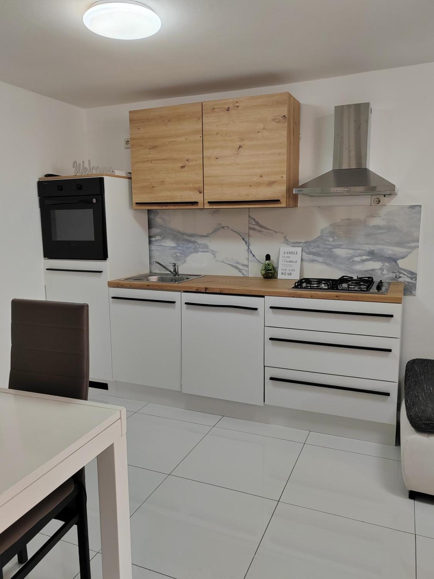 Apartments Tanja & Josipa パグ エクステリア 写真