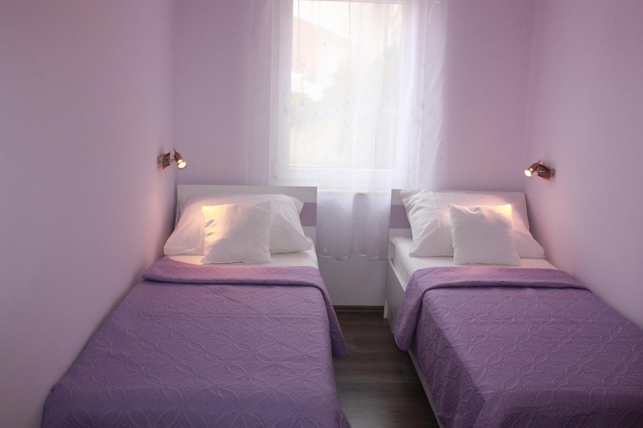 Apartments Tanja & Josipa パグ エクステリア 写真